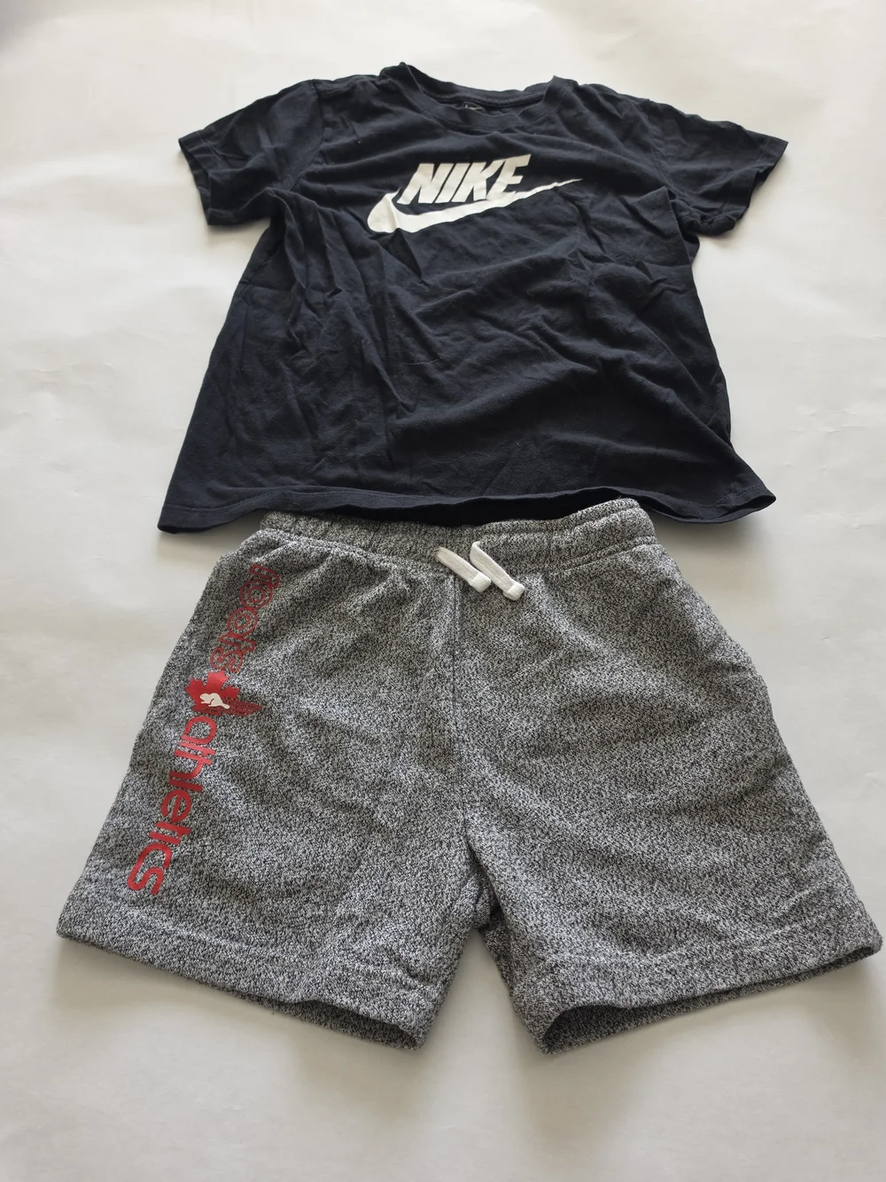 Kids 2 Piece Set Nike Kids Black Logo T-Shirt Size L + Roots Shorts Size 6